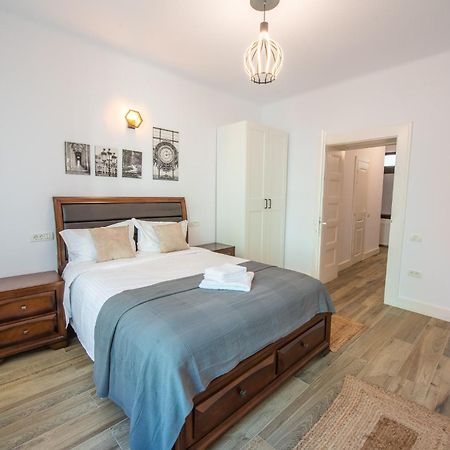 Old Town Suites Μπρασόβ Εξωτερικό φωτογραφία