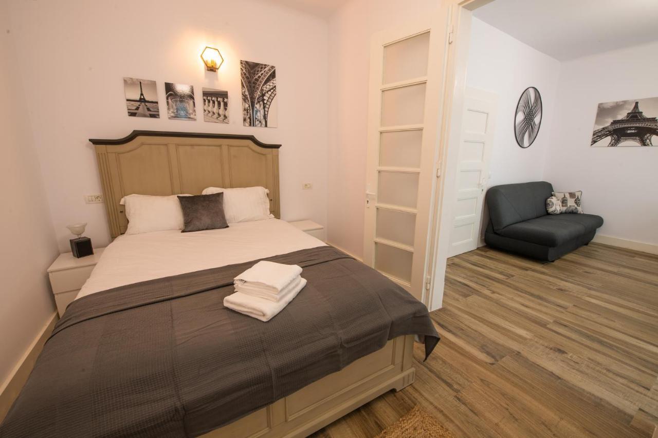 Old Town Suites Μπρασόβ Εξωτερικό φωτογραφία