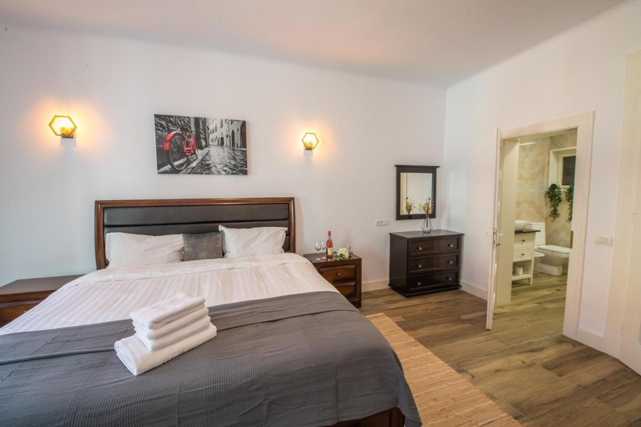 Old Town Suites Μπρασόβ Εξωτερικό φωτογραφία