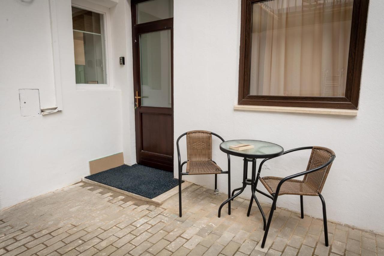 Old Town Suites Μπρασόβ Εξωτερικό φωτογραφία